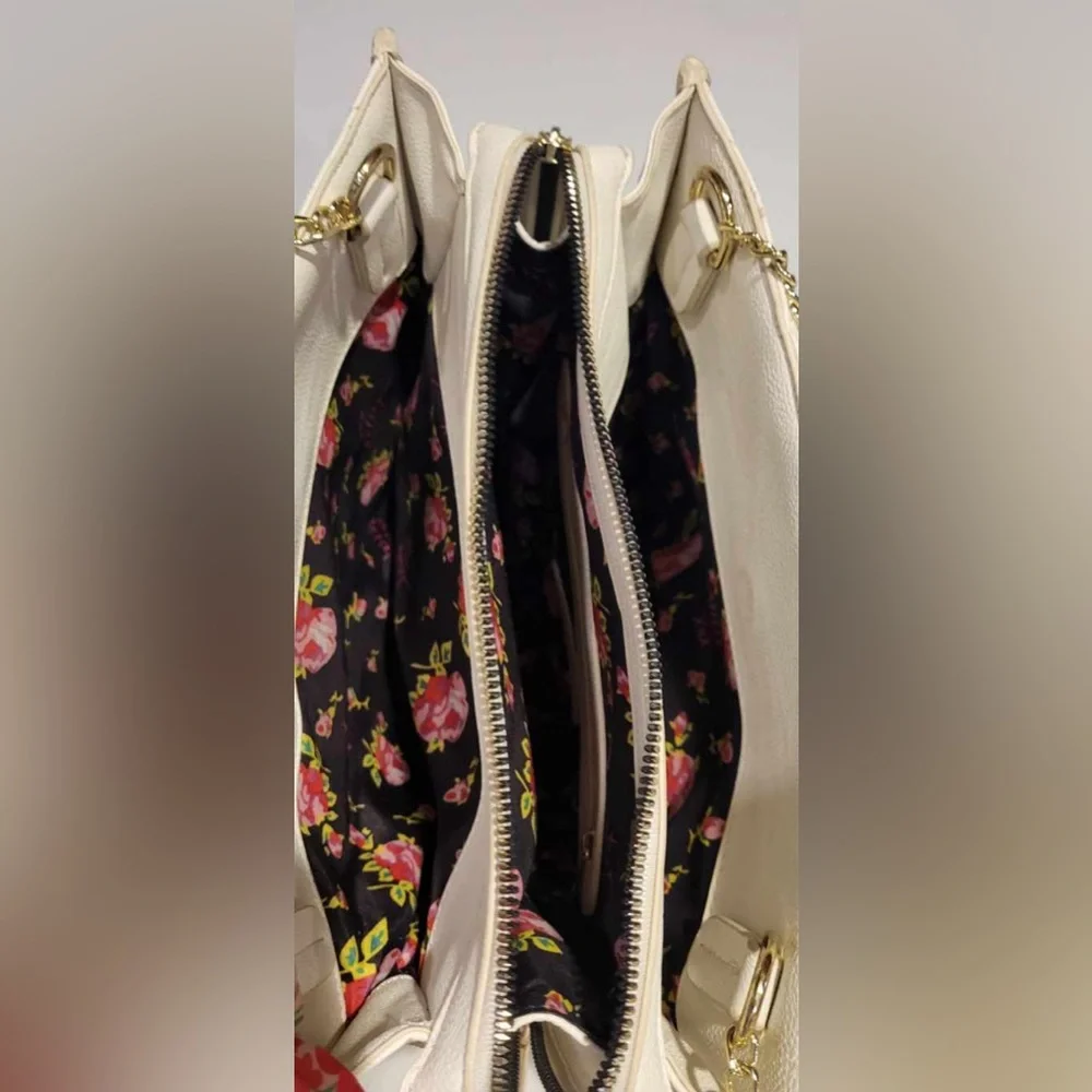 Betsey Johnson White Quilted Shoulder Bag with Pink Floral Scarf